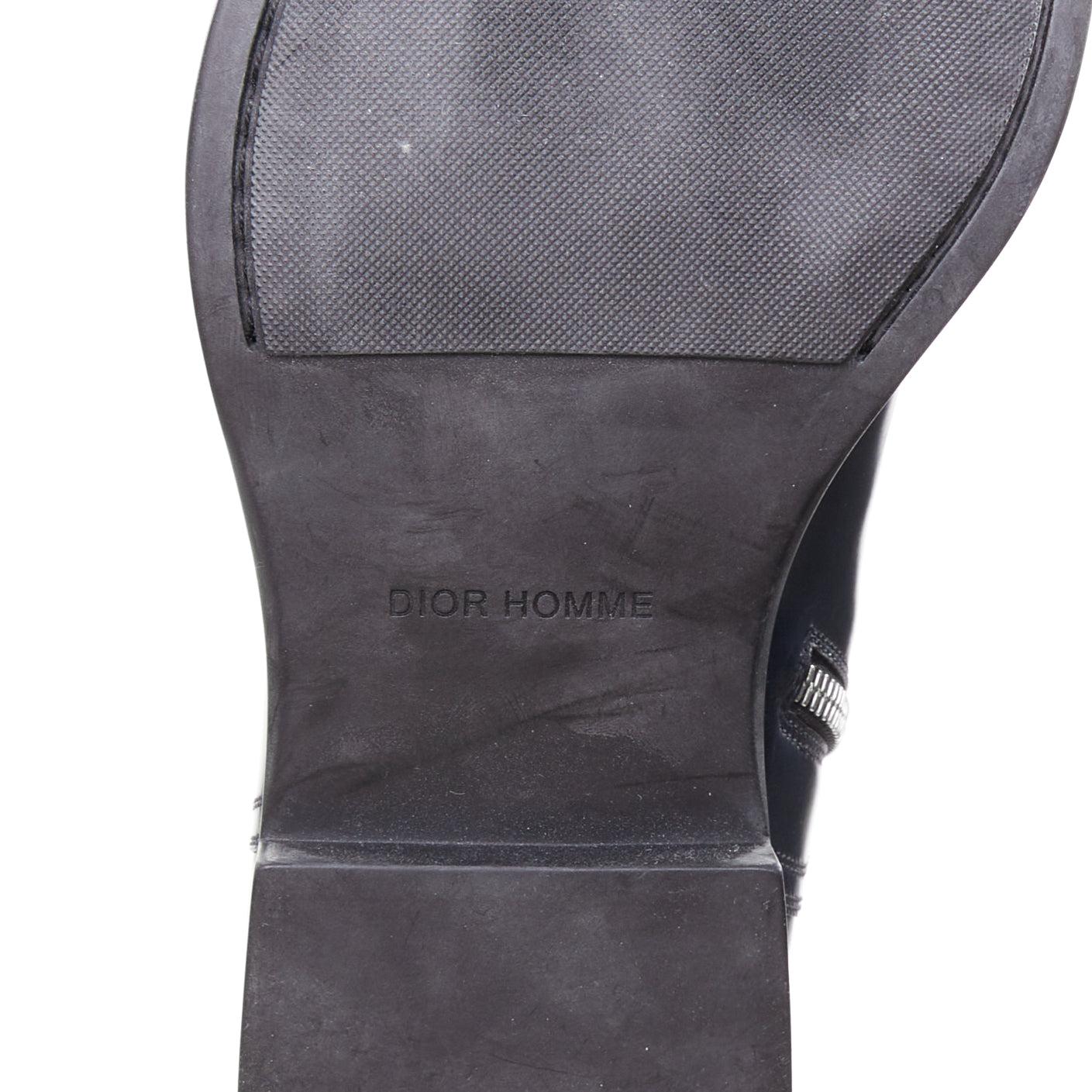 DIOR MEN bottines minimales en cuir de veau bleu nuit à fermeture éclair argentée EU43 en vente 4