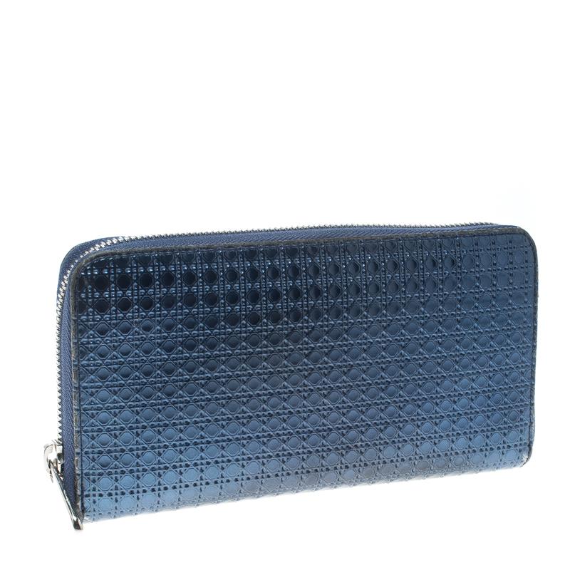 Dior Metallic Blue Cannage Patent Leather Zip Around Wallet In Good Condition In Dubai, Al Qouz 2