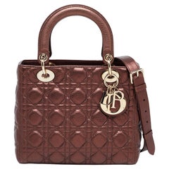 Metallic Braune Cannage-Ledertasche von Lady Dior Medium