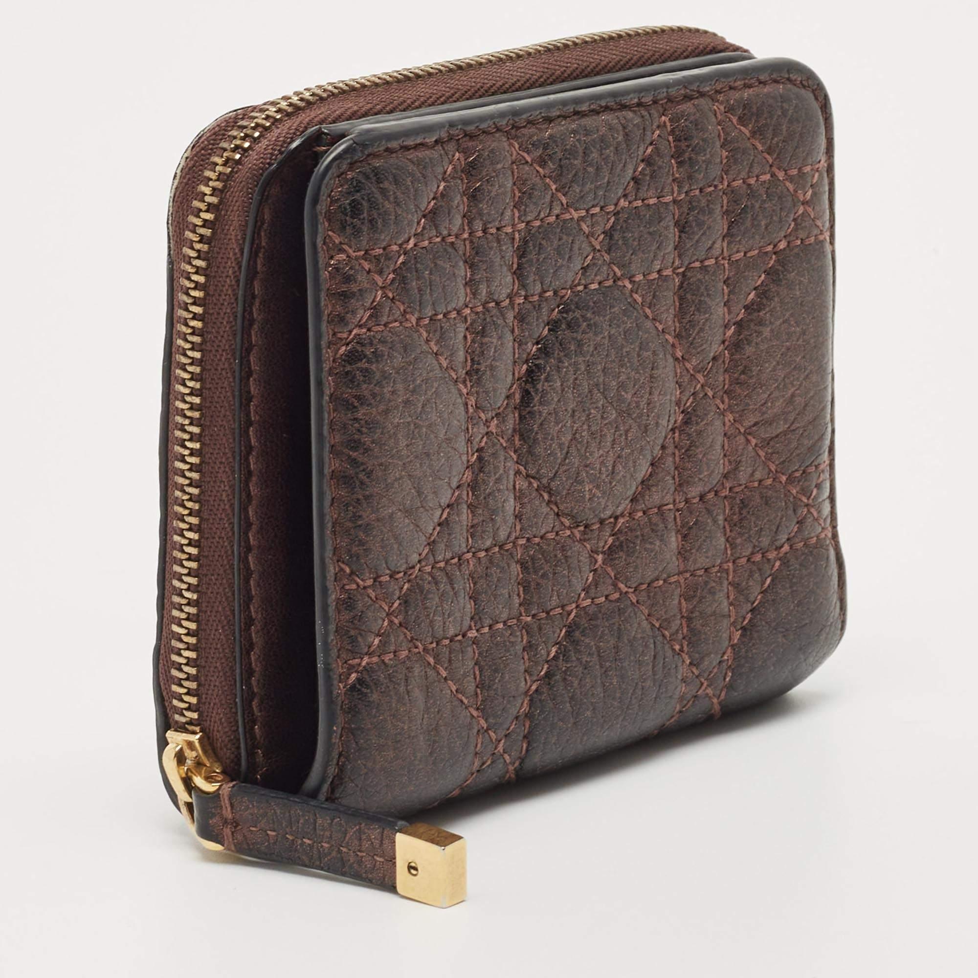 Women's Dior Metallic Burgundy Cannage Leather Caro Compact Wallet For Sale