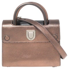Dior - Mini sac Diorever à poignée supérieure en cuir grainé de cuivre métallisé
