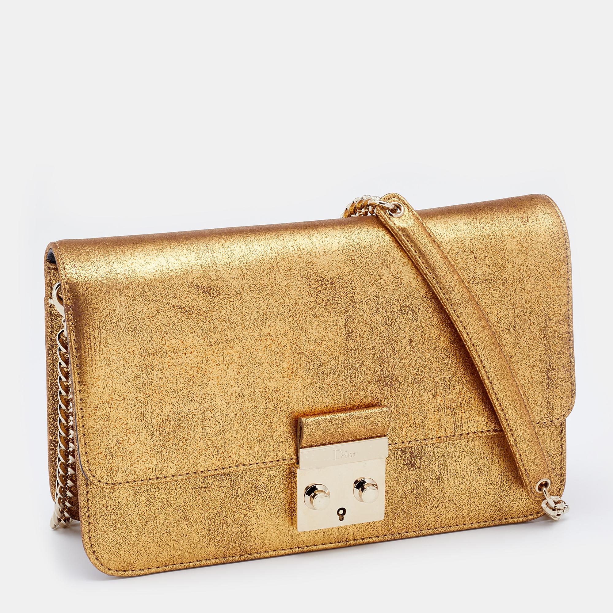 Dior Metallic Gold Crinkled Leather Miss Flap Shoulder Bag In Good Condition In Dubai, Al Qouz 2