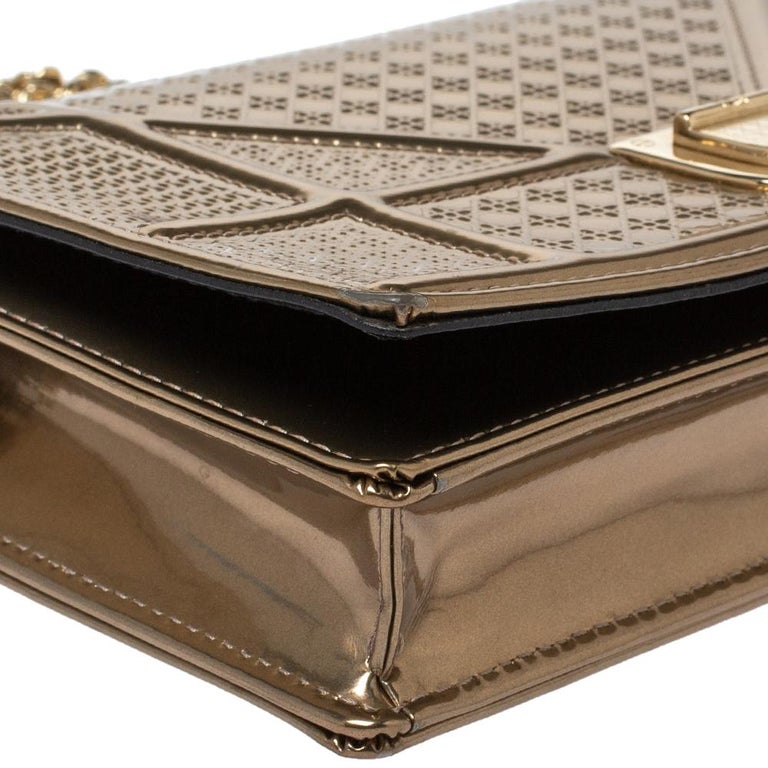 Diorama patent leather mini bag Dior Gold in Patent leather - 36846898