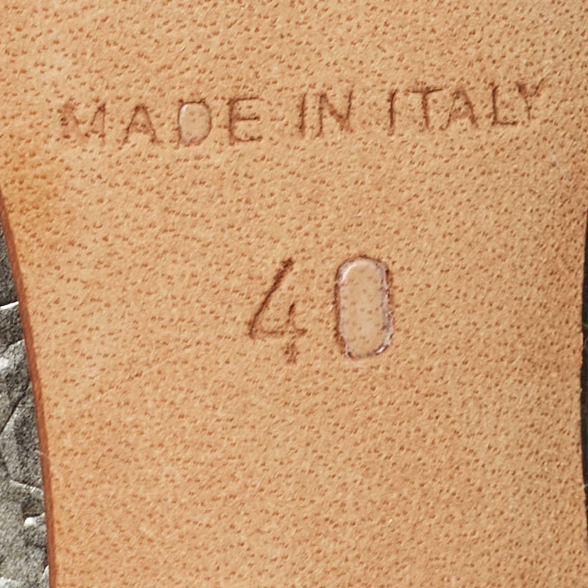 Dior escarpins Cherie à bout pointu en cuir verni gris métallisé micro cannage, taille 40 en vente 4