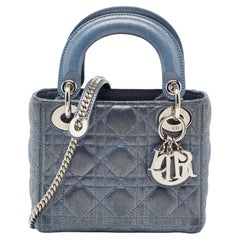 Mini sac cabas Lady Dior en cuir cannage bleu métallisé irisé