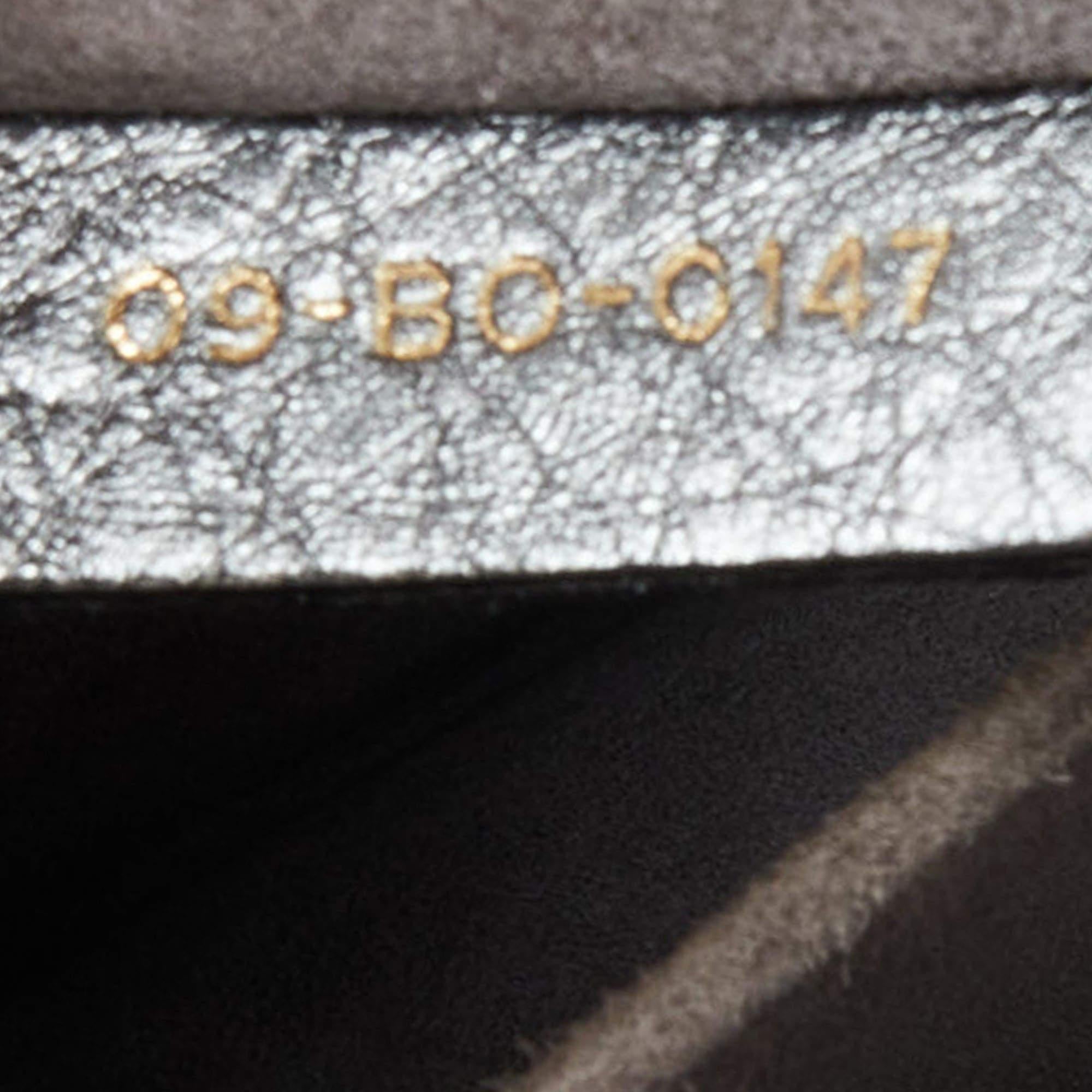 Dior Metallic Leather Medium Diorama Flap Shoulder Bag In Fair Condition For Sale In Dubai, Al Qouz 2