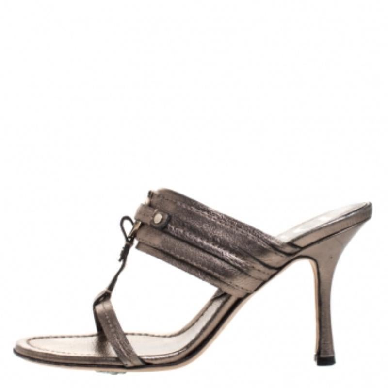 Dior Metallic Leder T Strap Slide Sandalen Größe 37 im Angebot