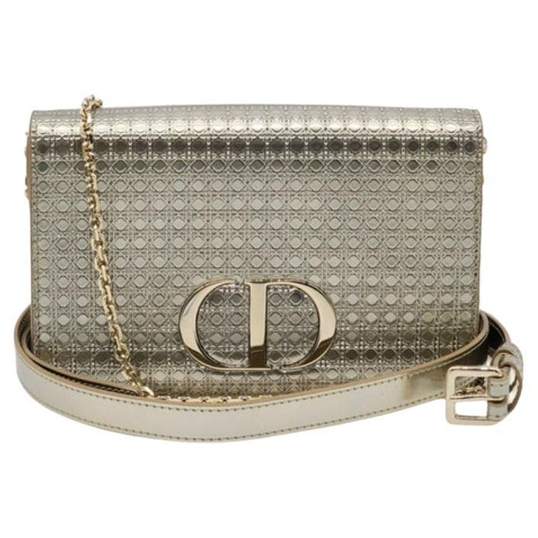 Dior Borsa convertibile Montaigne 30 con brevetto metallizzato Oro