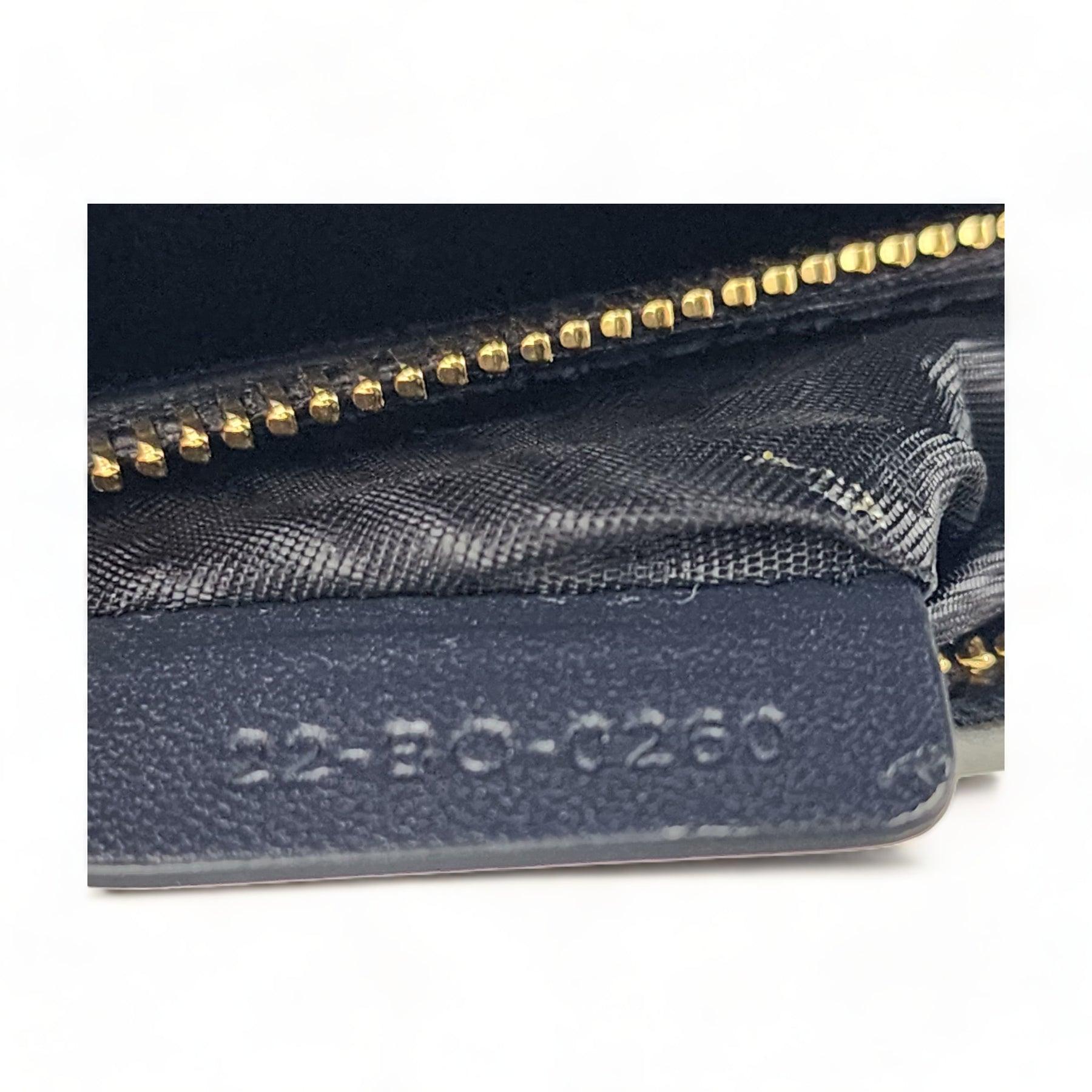 Women's Dior Metallic Patent Micro-Cannage 30 Montaigne Convertible Bag Silver For Sale