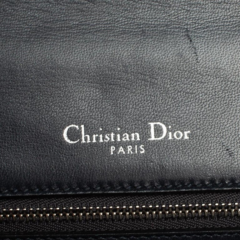 SO PRETTY! 🌟AUTH Christian Dior Medium Diorama 🌟Silver Micromanage SHW Bag