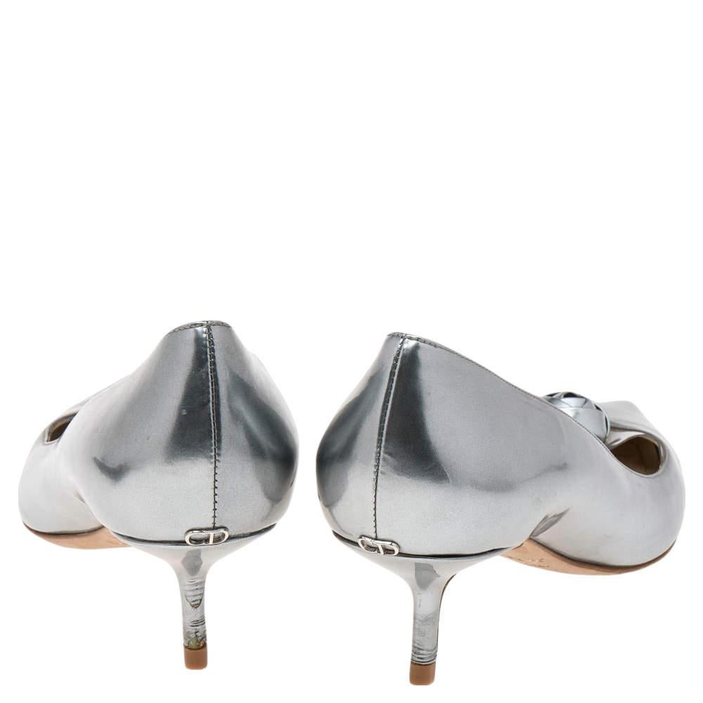 Dior Metallic Silver Leather And PVC Pointed Toe Pumps Size 40 For Sale 2
