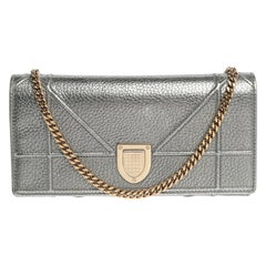 Dior Metallic Silver Leather Diorama Wallet On Chain