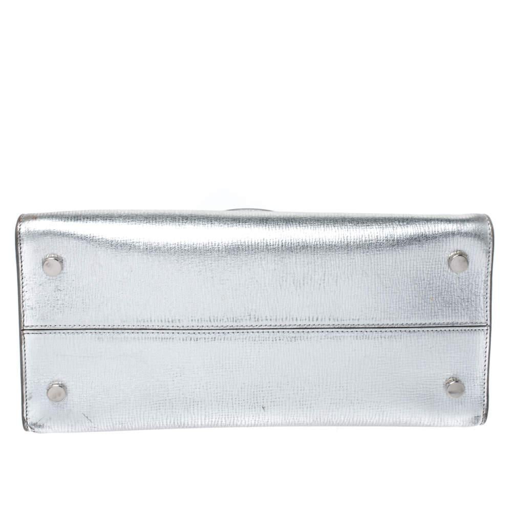 Dior Metallic Silver Leather Medium Diorever Bag For Sale 1