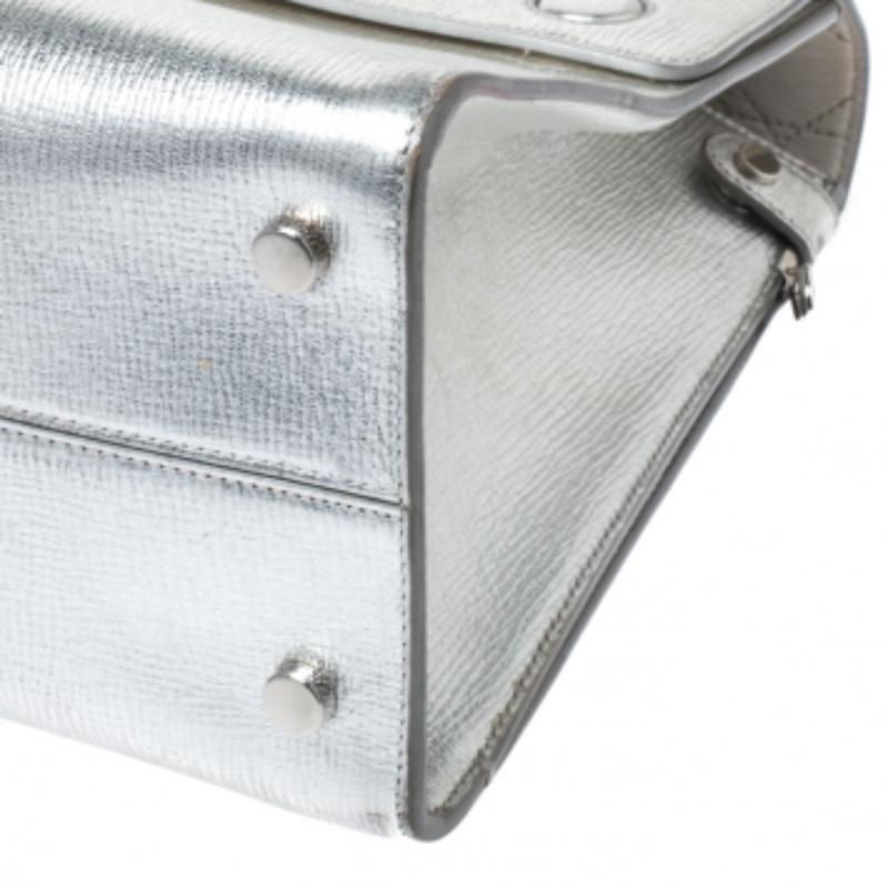 Dior Metallic Silver Leather Medium Diorever Bag en venta 1