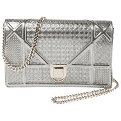 DIOR SILVER DIORAMA BAG – EYE LUXURY CONCIERGE