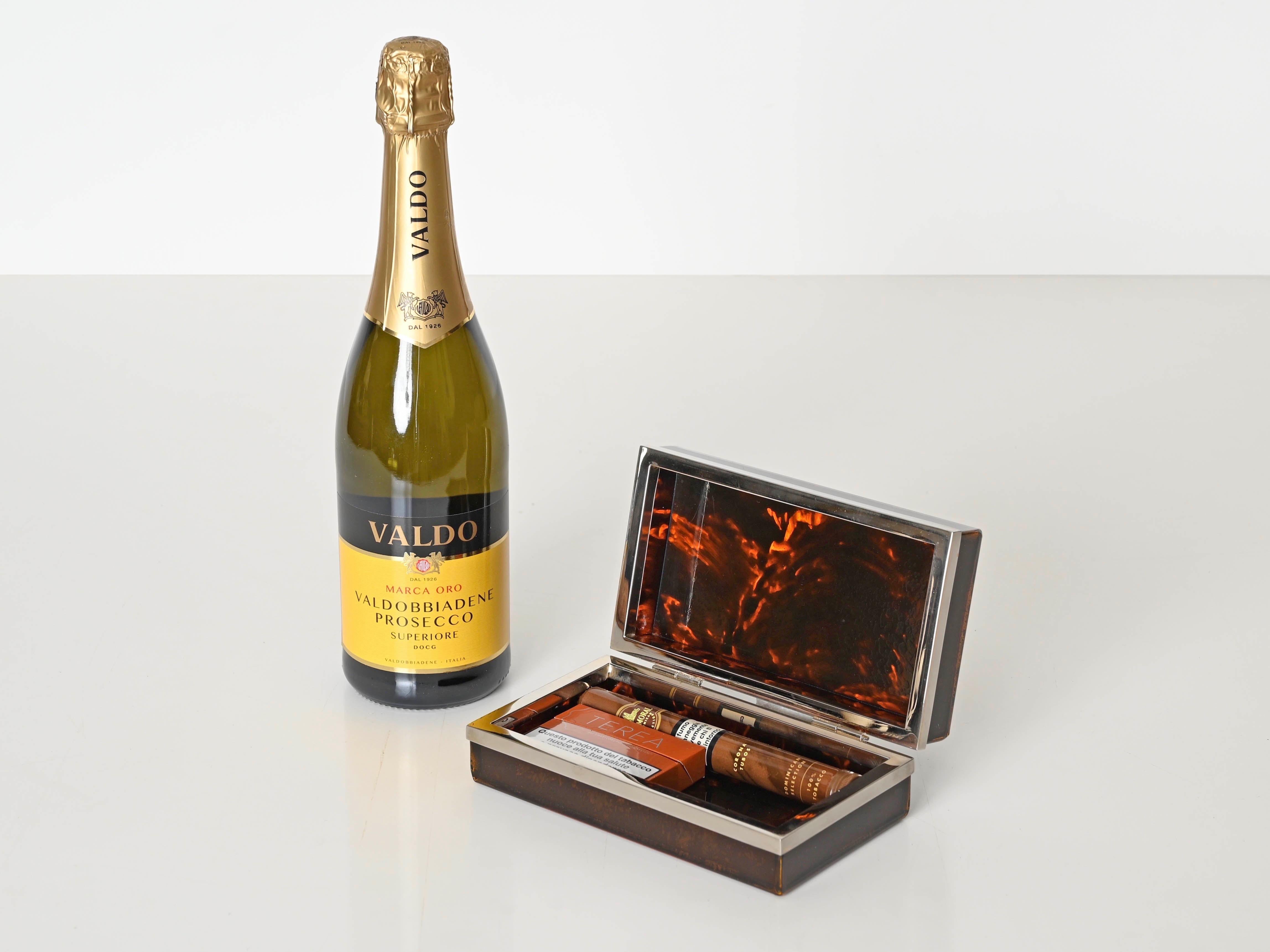 Joyero Dior de mediados de siglo Lucite efecto carey y cromo, Italia Años 70 Italiano en venta