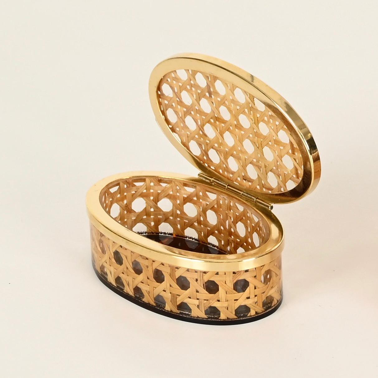 Hand-Crafted Dior Midcentury Brass, Lucite and Vienna Straw Decorative Oval Box, Italy 1970 For Sale