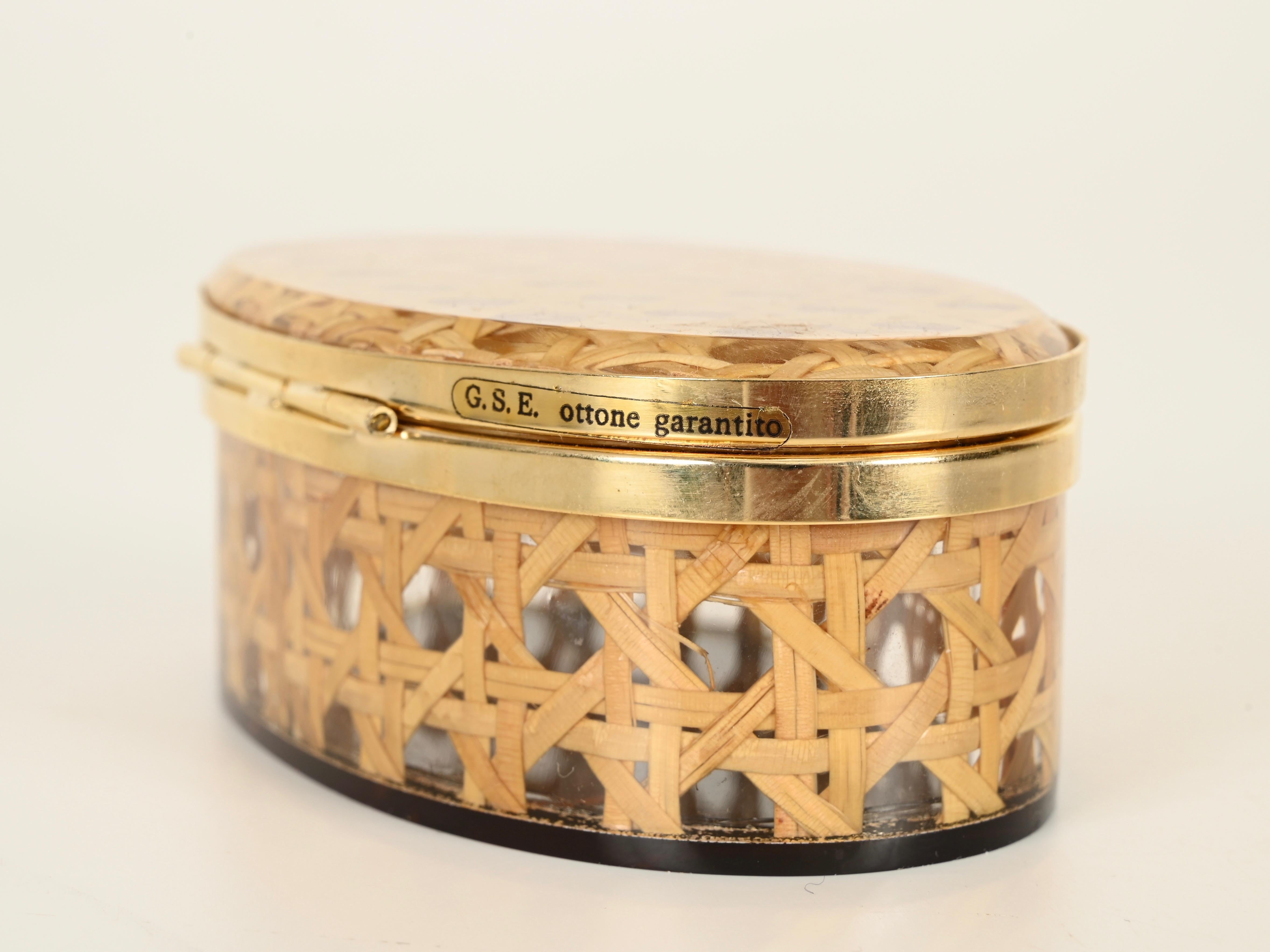 Late 20th Century Dior Midcentury Brass, Lucite and Vienna Straw Decorative Oval Box, Italy 1970 For Sale