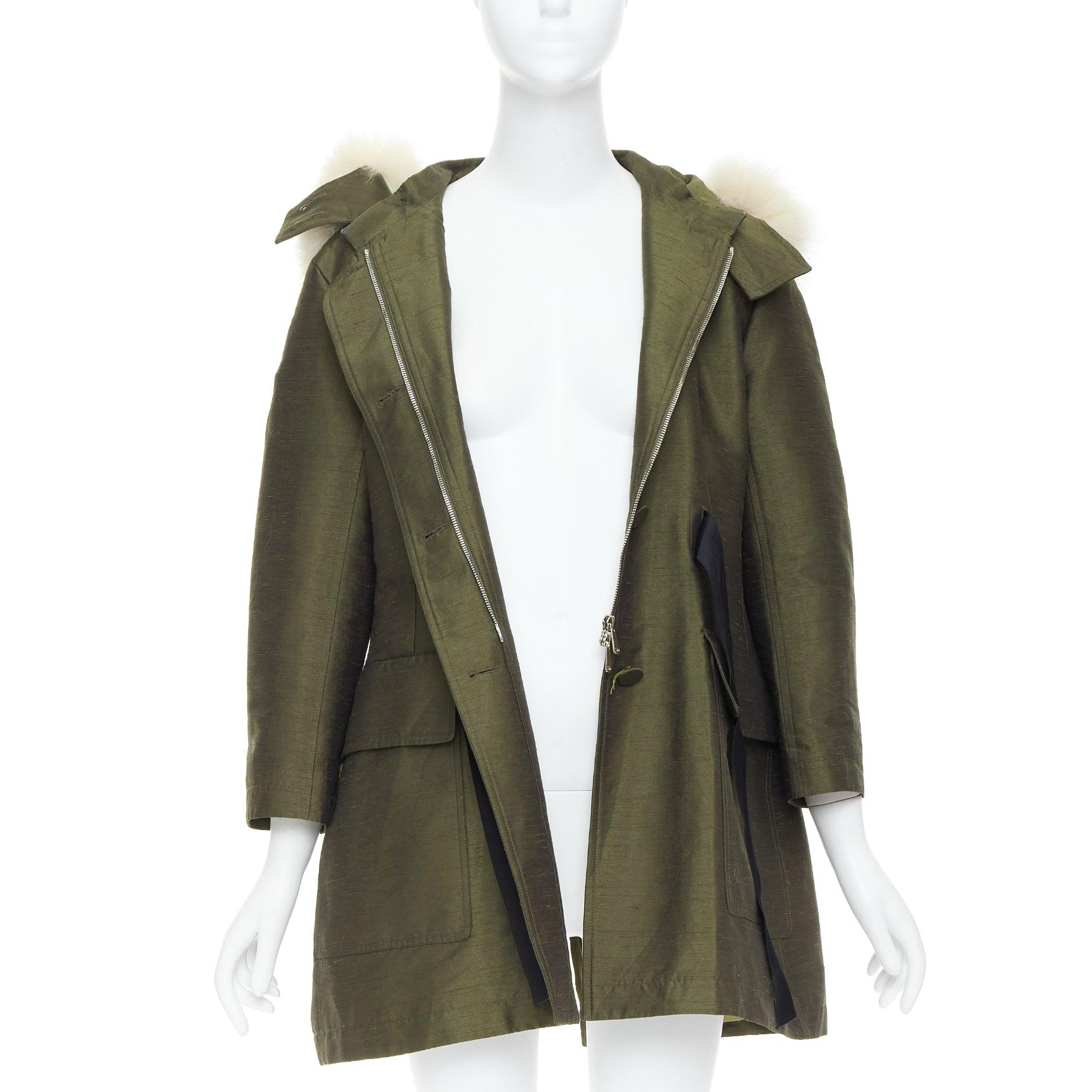 White DIOR military green pocketed cream fur hood belted anorak coat FR34 XS For Sale