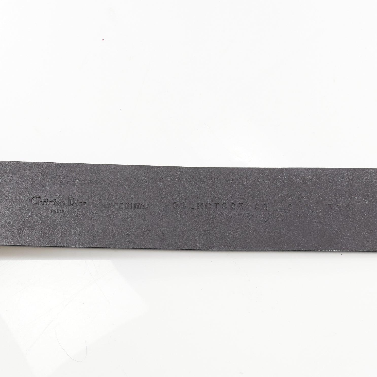 DIOR minimal logo metal bar black smooth calfskin wide belt 90cm en vente 4