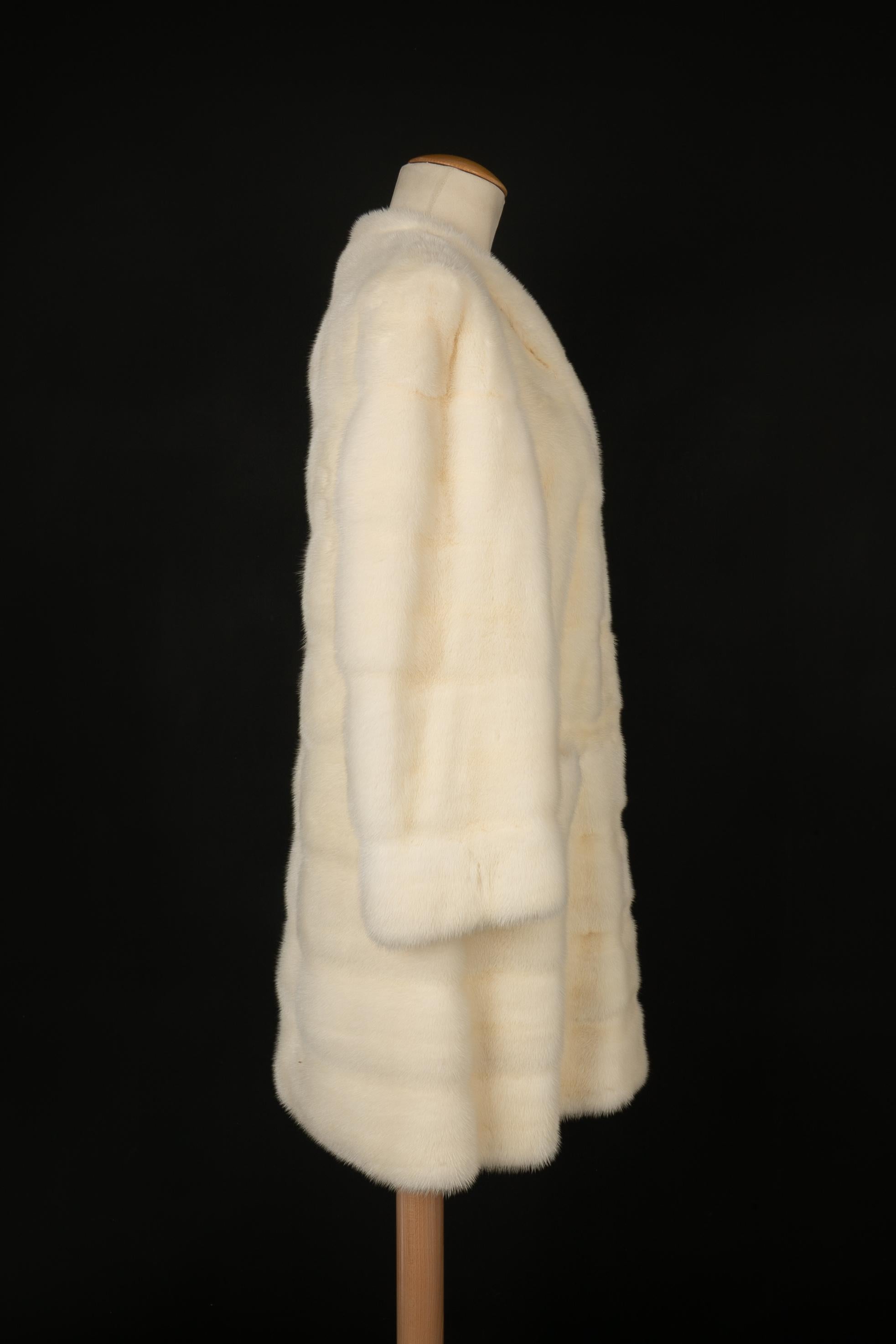Manteau de vison Dior Pour femmes en vente