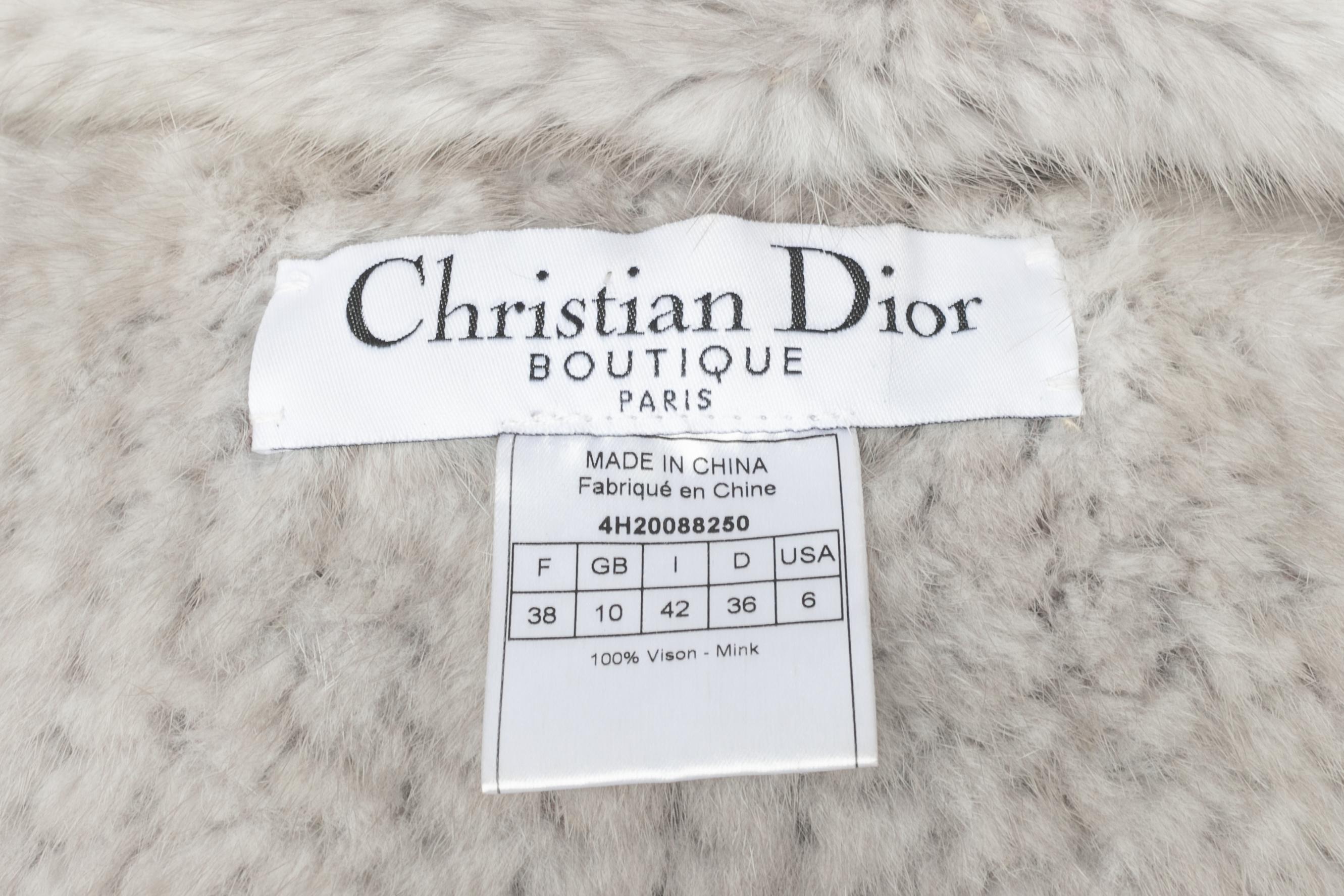 Veste en vison Dior automne 2004 en vente 4