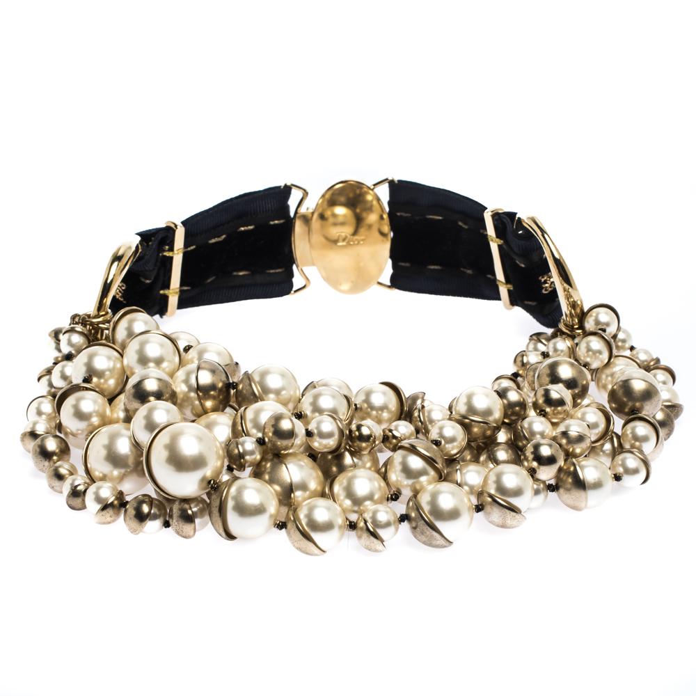 Dior Mise en Dior Faux Pearl Gold Tone Statement Necklace In Good Condition In Dubai, Al Qouz 2