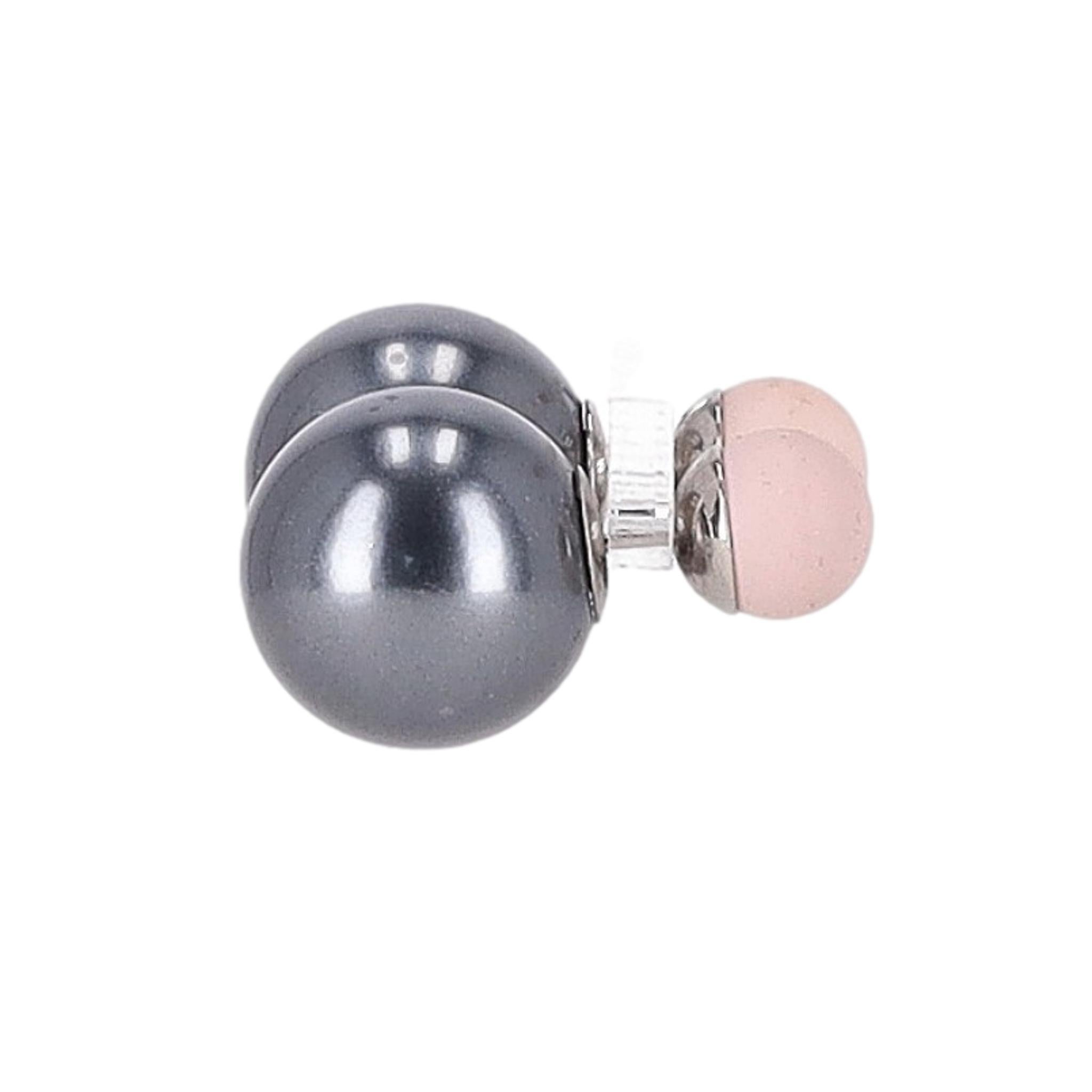 Round Cut Dior Mise En Dior Tribale Pearl Earrings For Sale