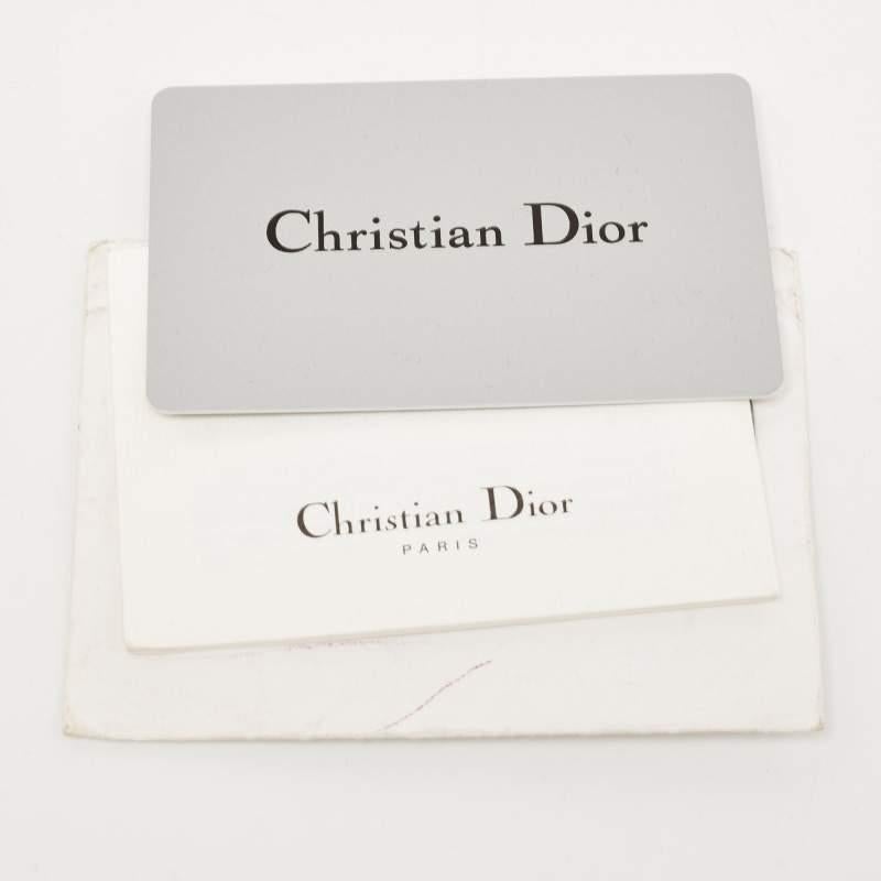Dior Argyle-Tasche aus bedrucktem, beschichtetem Segeltuch und Leder, mehrfarbig bedruckt im Angebot 12