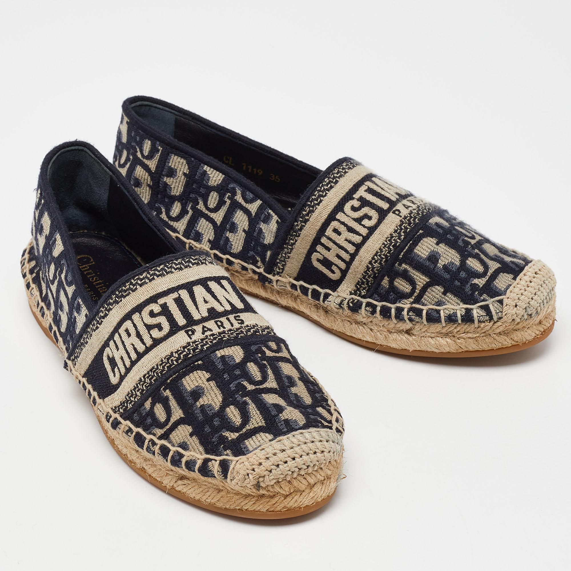 Dior Navy Blue/Beige Oblique Embroidered Granville Espadrille Flats Size 35 In Good Condition In Dubai, Al Qouz 2