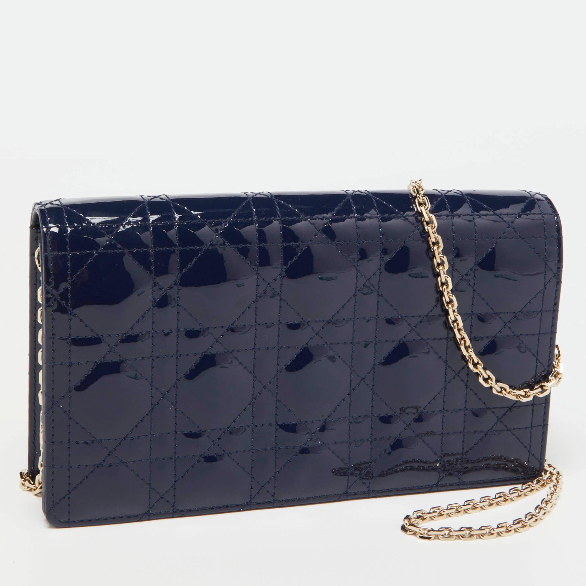 Dior Navy Blue Cannage Patent Leather Lady Dior Chain Clutch In Good Condition In Dubai, Al Qouz 2