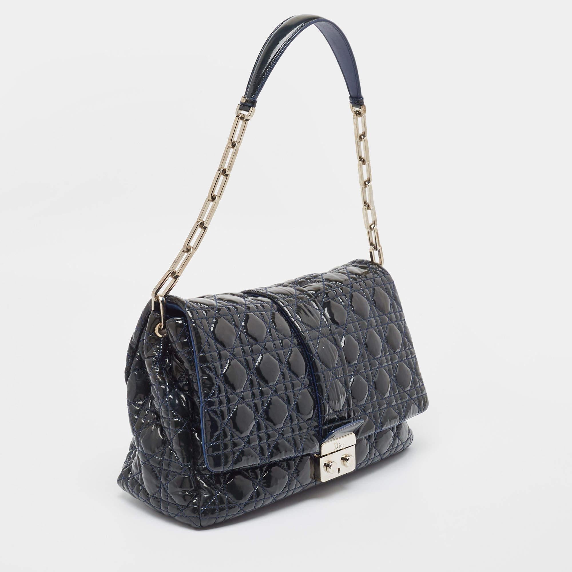 Dior Navy Blue Cannage Patent Leather Miss Dior Shoulder Bag In Good Condition For Sale In Dubai, Al Qouz 2