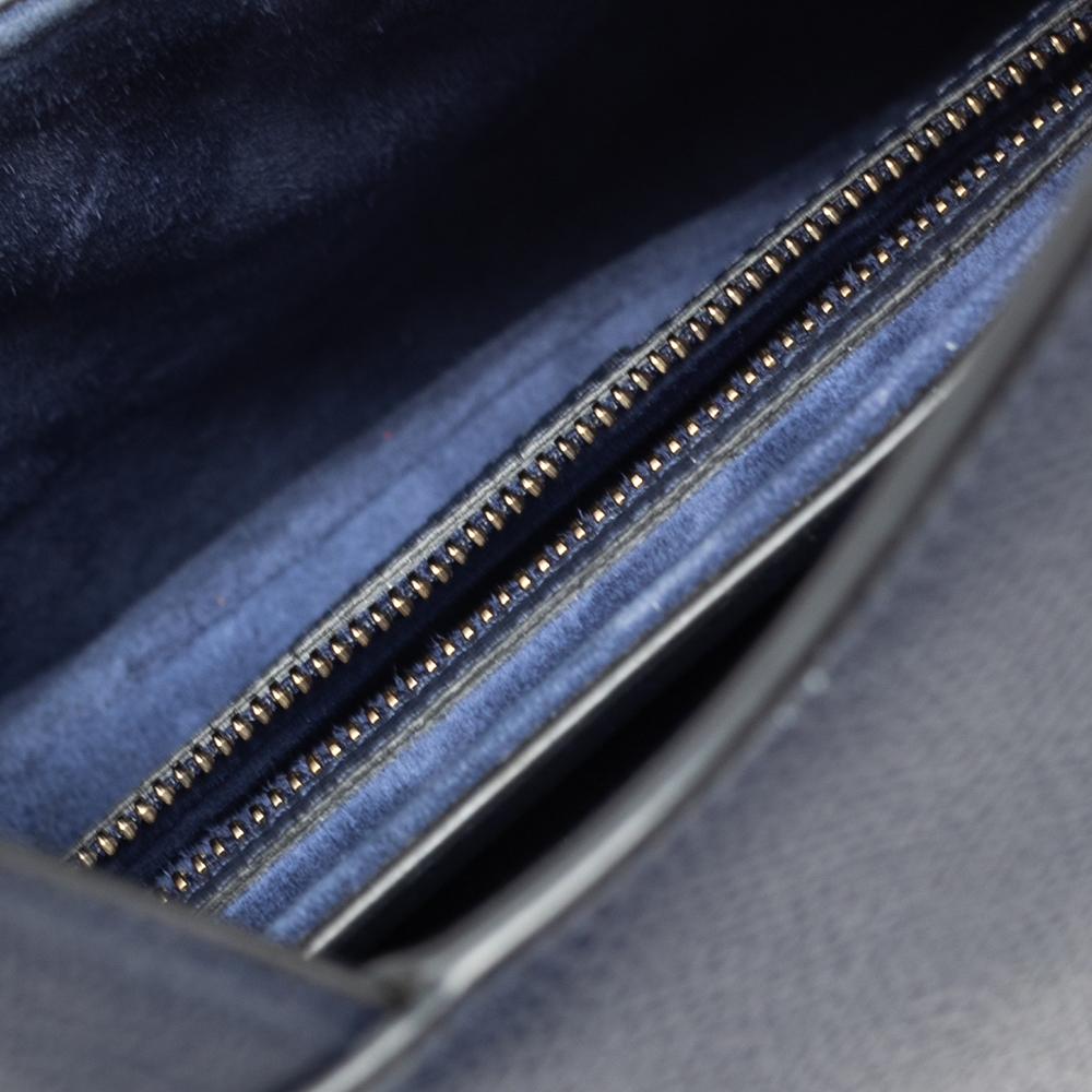 Dior Navy Blue Grained Leather Saddle Bag In Good Condition In Dubai, Al Qouz 2