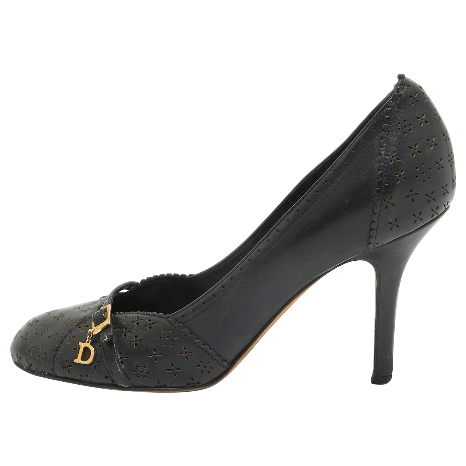 Dior escarpins à bout rond en cuir bleu marine à boucle, taille 38,5