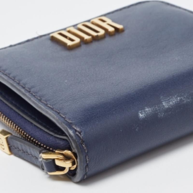 De las mujeres Cartera con cremallera Dior D Fence de piel azul marino en venta