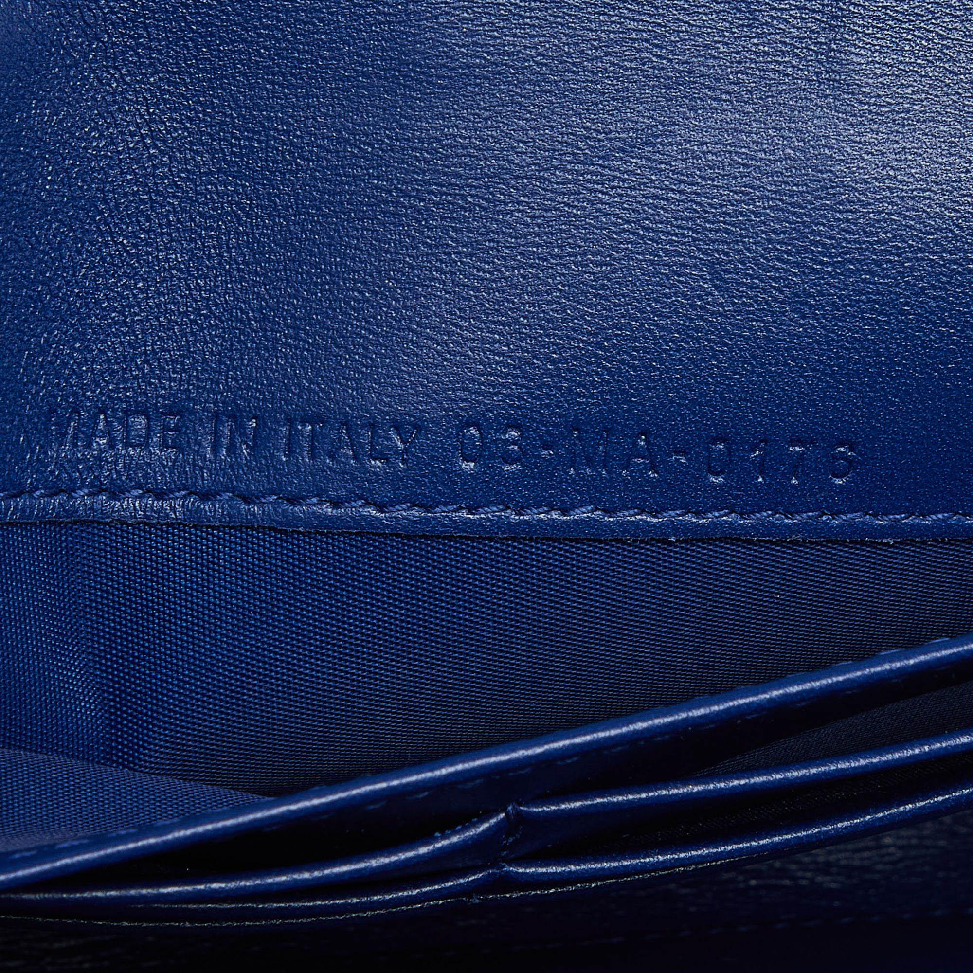 Dior Portefeuille Diorama en cuir bleu marine sur chaîne en vente 3