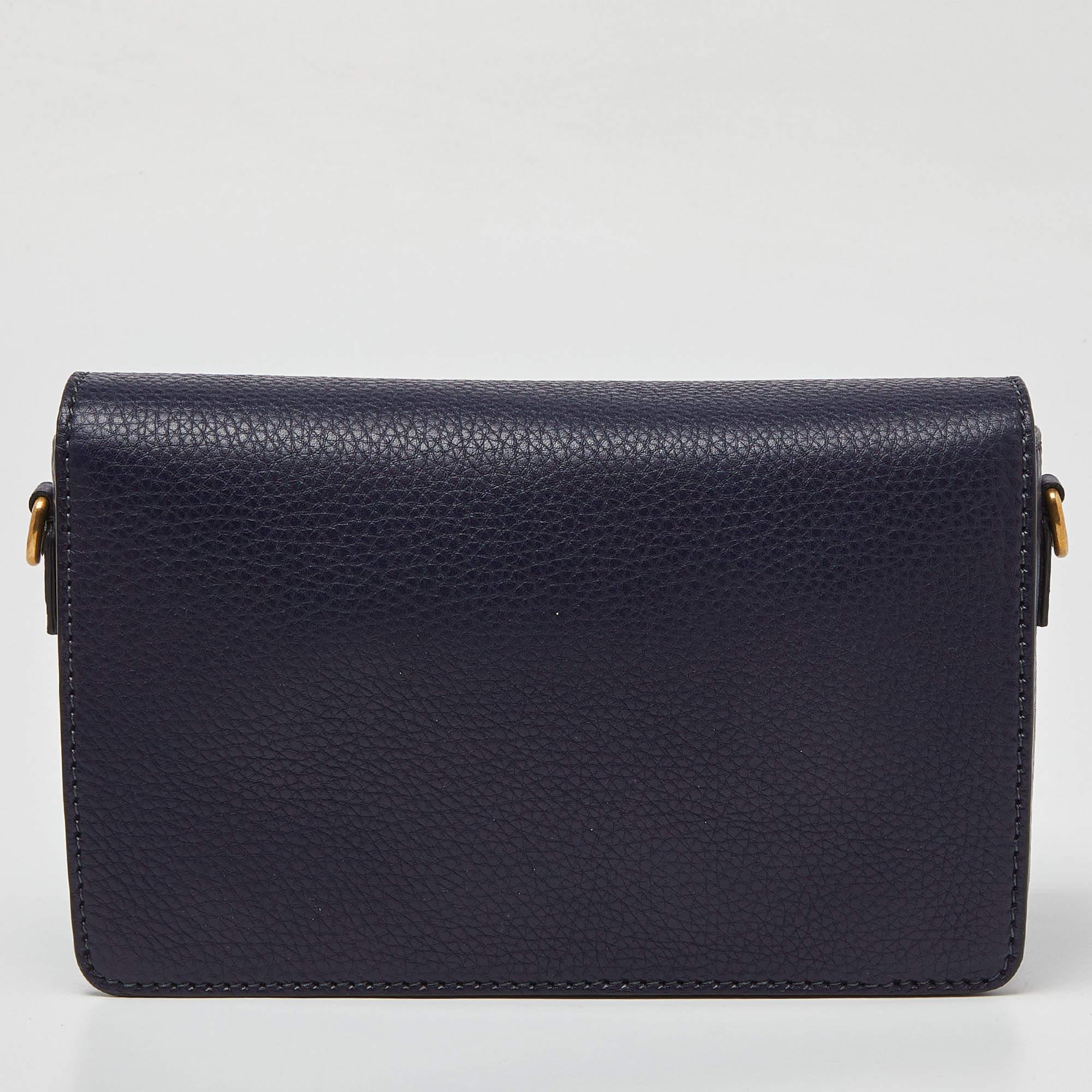 Dior Navy Blue Leather Dio(r)evolution Flap Bag For Sale 4