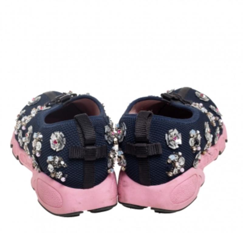 Dior Baskets Fusion embellies en maille bleu marine, taille 36,5 en vente 1