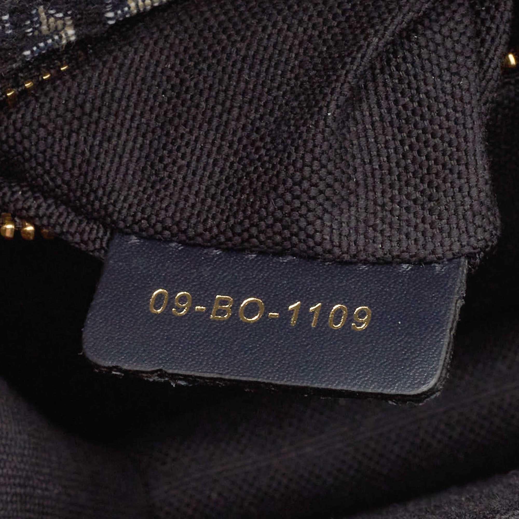 Dior Navy Blue Oblique Canvas and Leather 30 Montaigne Bag 5