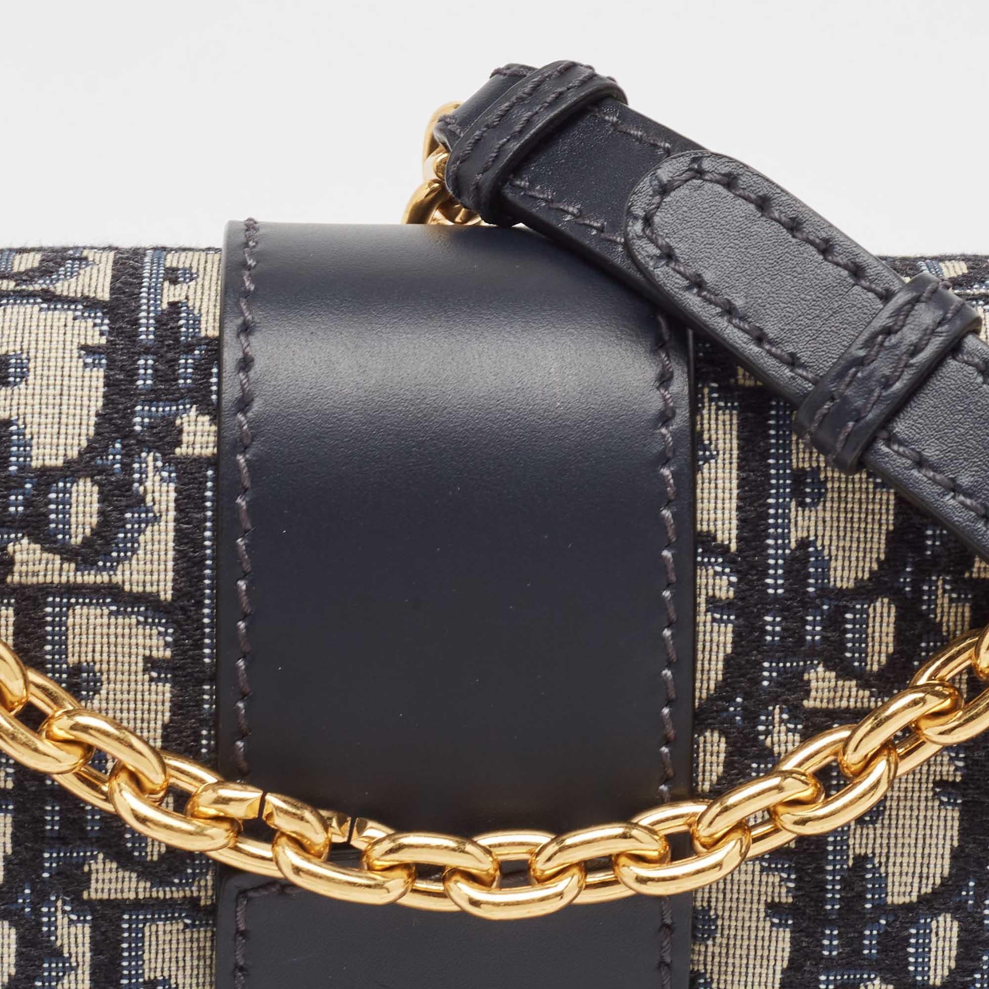 Dior Navy Blue Oblique Canvas and Leather 30 Montaigne Bag 3