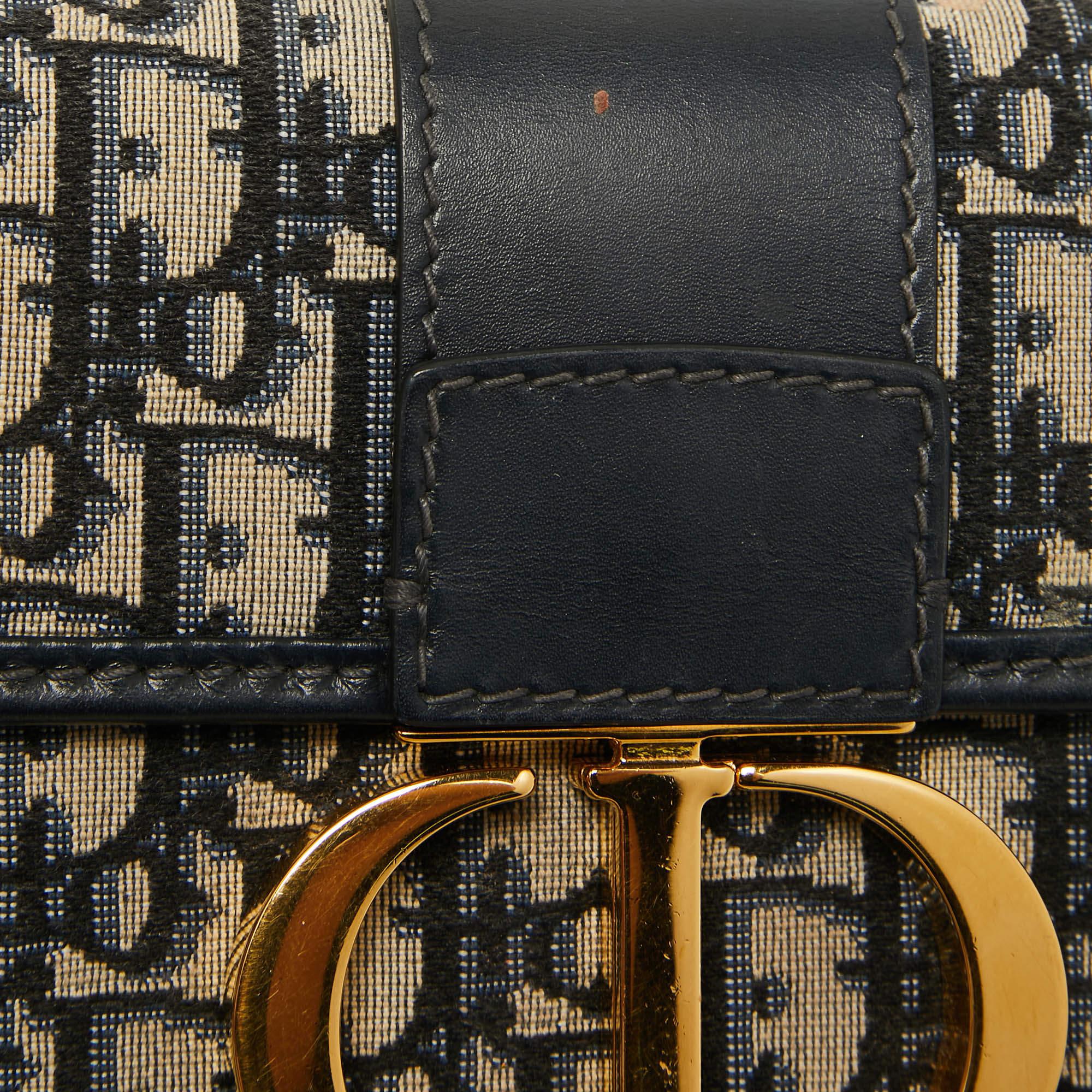 Dior Navy Blue Oblique Canvas and Leather 30 Montaigne Chain Clutch 7