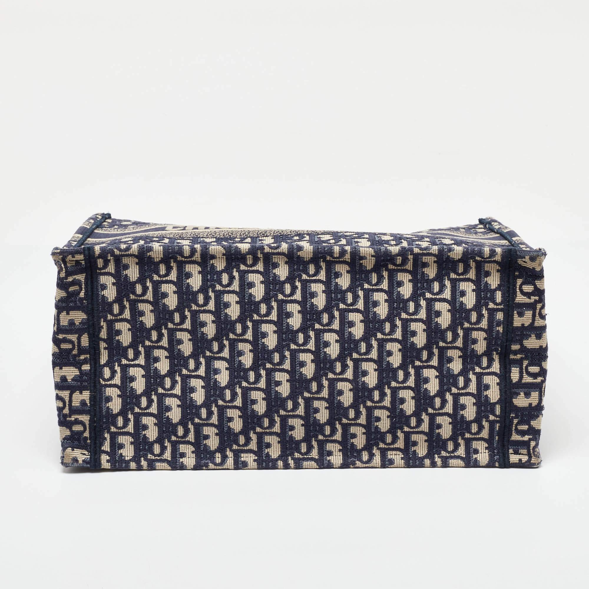 Dior Navy Blue Oblique Embroidered Canvas Medium Book Tote For Sale 2