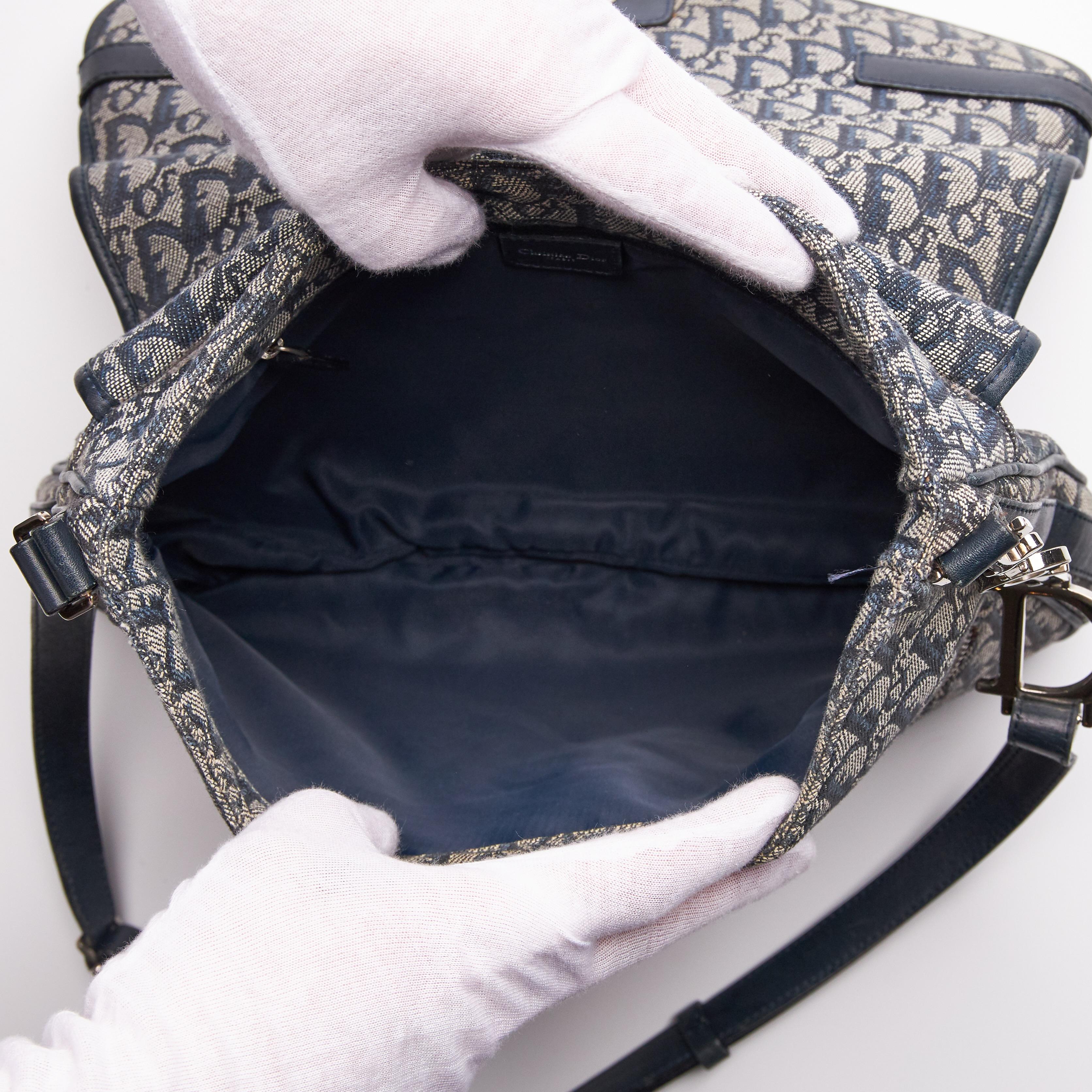 Dior Navy Diorissimo Trotter Logo Charms Flap Messenger Bag (2004) 3