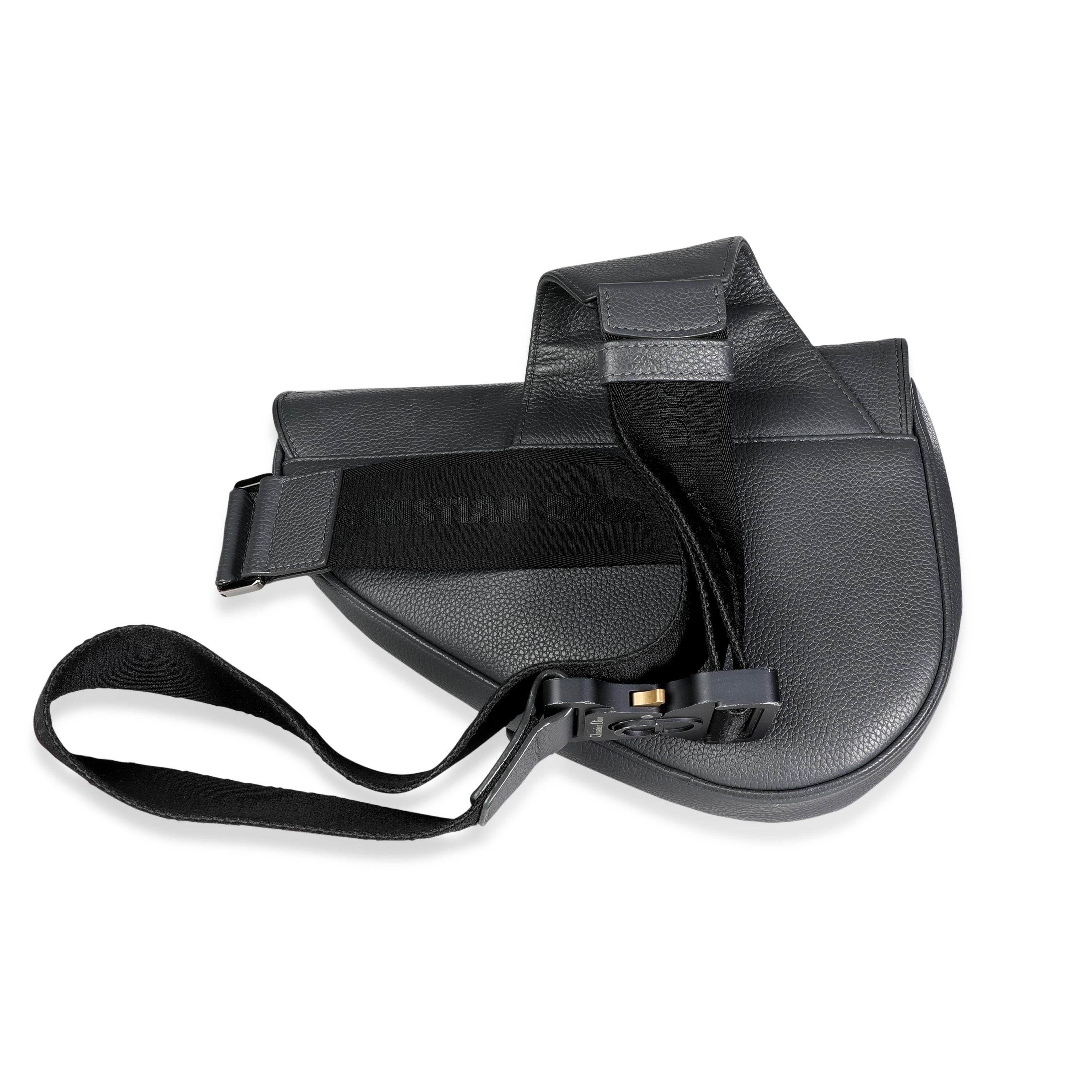 Dior Marineblaue Atelier Sattel-Umhängetasche aus Leder (Grau)
