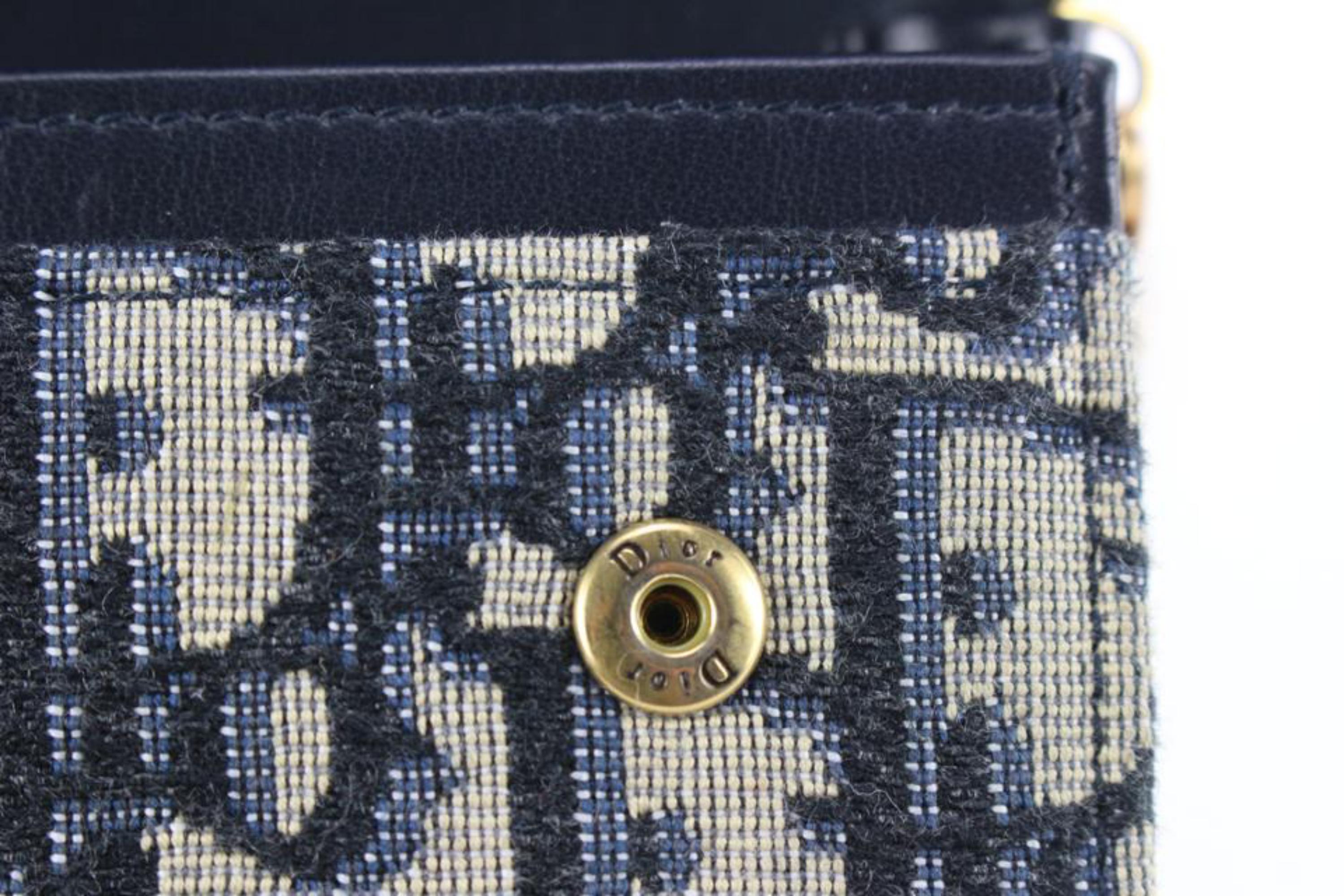 Date Code/Serial Number: 43-MA-0250
Made In: Italy
Measurements: Length:  7.5