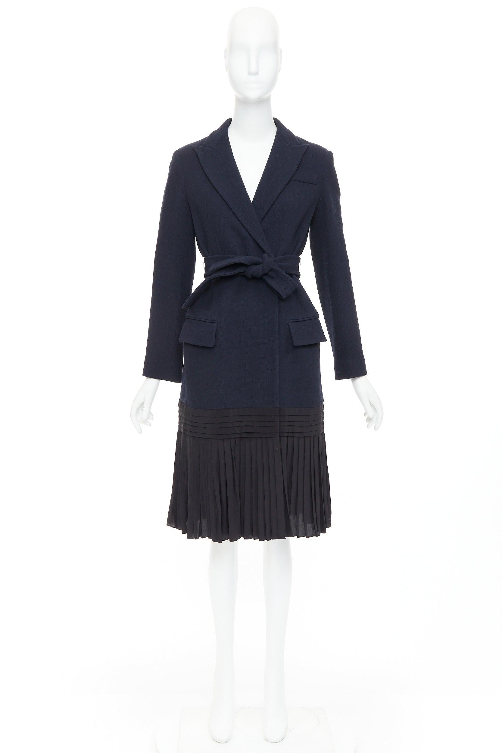 DIOR cappotto con cintura in lana vergine navy foderato in seta con orlo a pieghe FR36 S in vendita 6