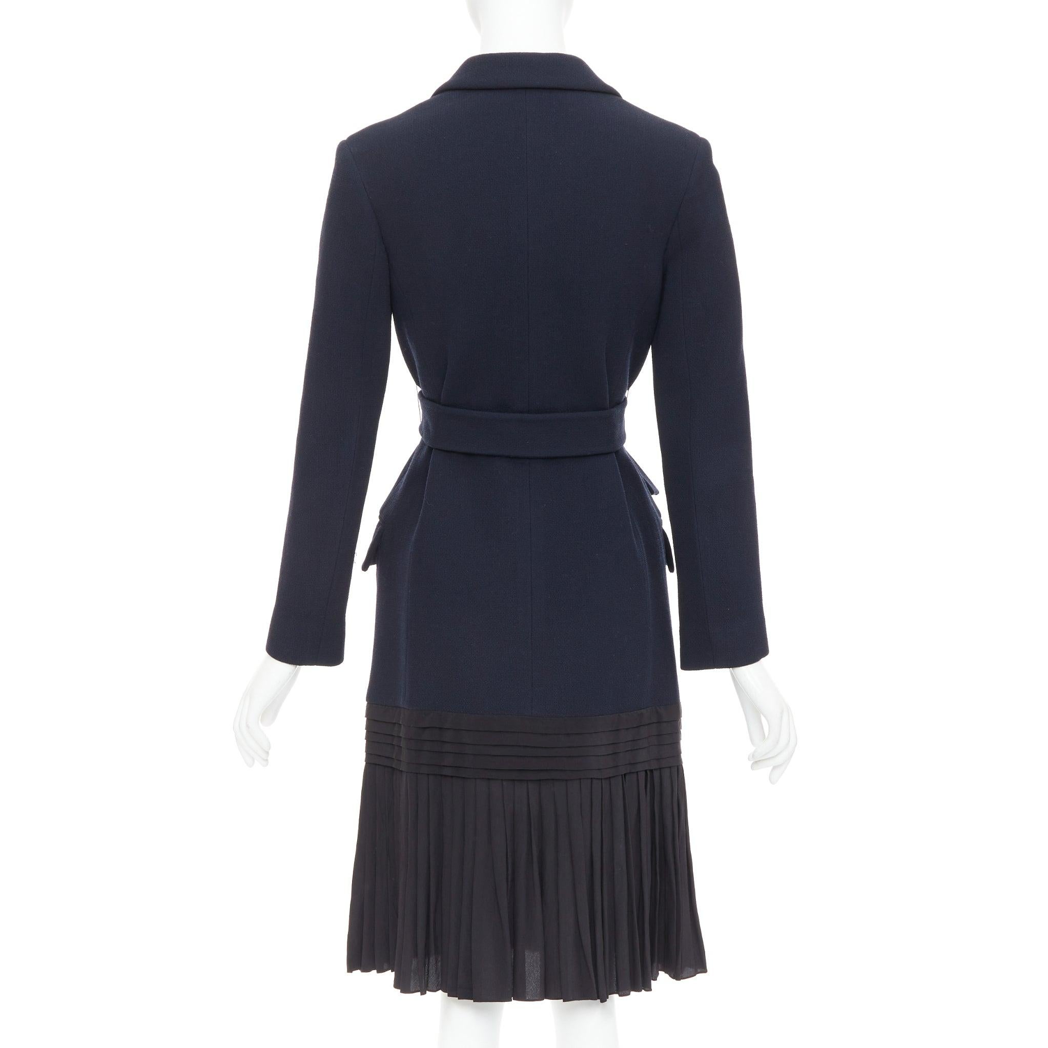 DIOR cappotto con cintura in lana vergine navy foderato in seta con orlo a pieghe FR36 S in vendita 1