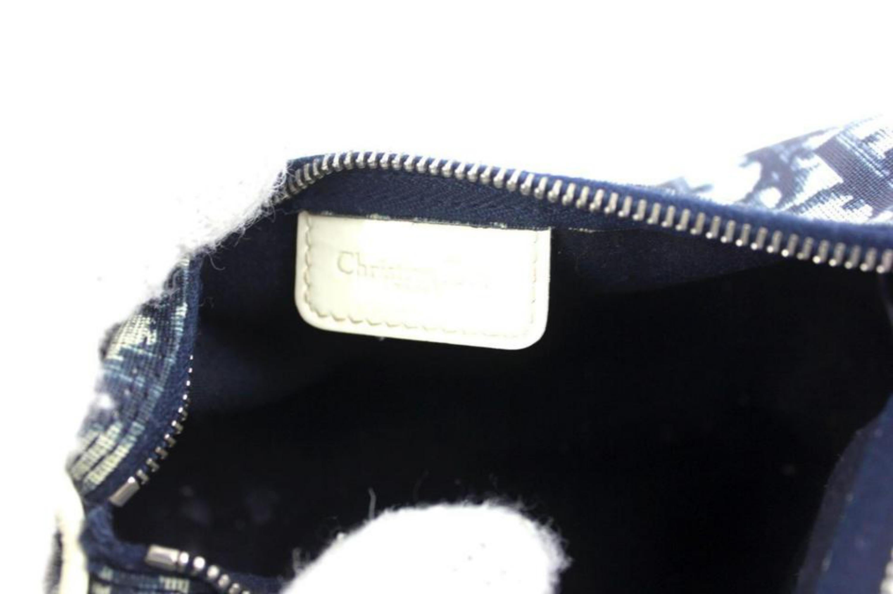 Product NumberDR-5282.1.A
BrandChristian Dior
Date CodeCM 1022
StyleCosmetic Pouch Pochette
MaterialCanvas Leather
ColorBlack Ivory
Country of OriginSpain
Dimensions:
Length : 7 inch /18 cm (approx)
Height : 3.2 inch / 8 cm (approx)
Depth : 3.2 inch
