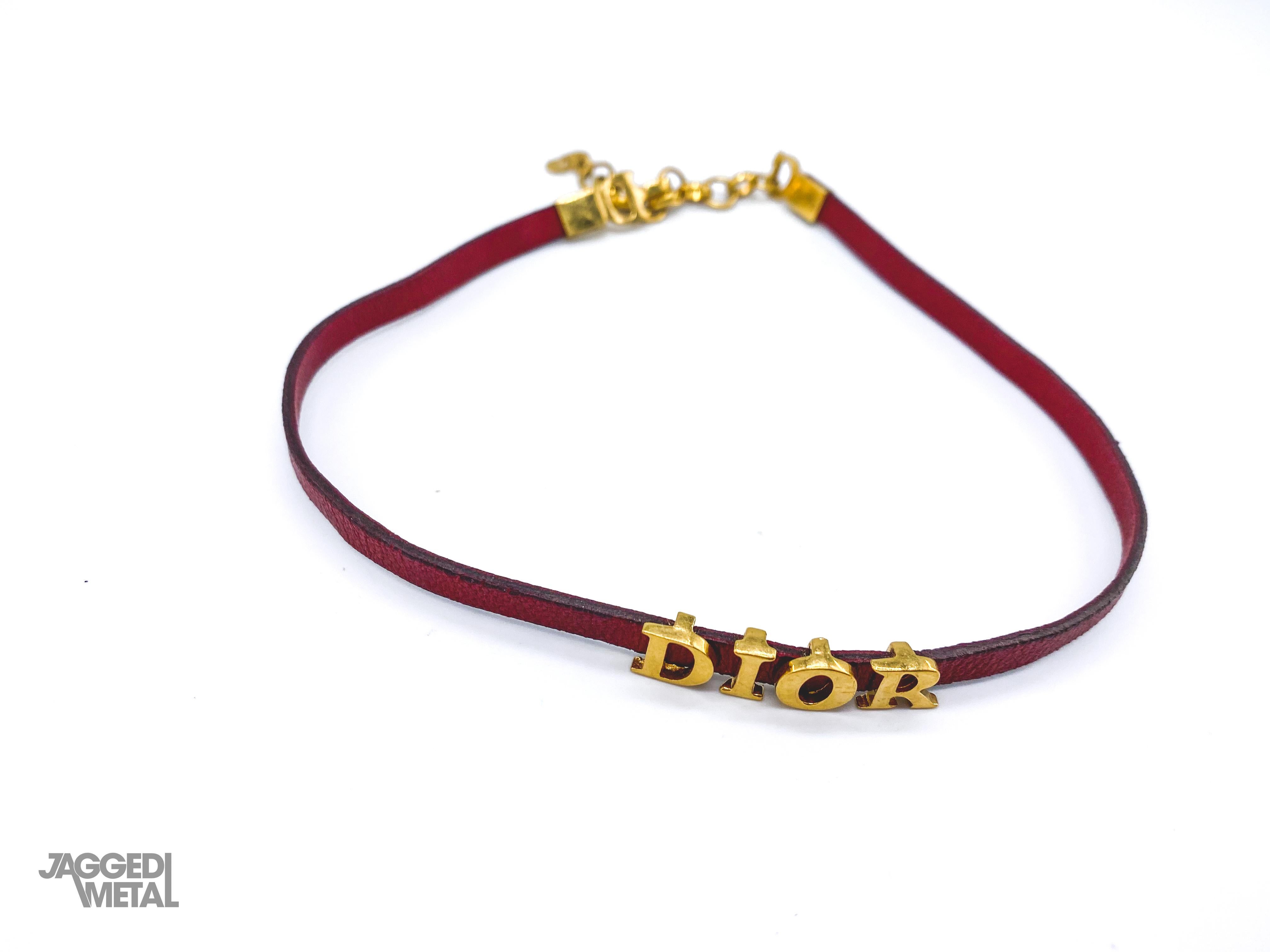 Dior Vintage Leather Choker Necklace

An incredible subtle yet statement piece from the House of Dior, still on of the most coveted designers in the world. A classic 90s inspired piece that feels completely right for now

Detail
-Deep red leather
