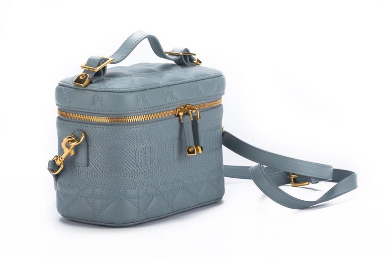 Sublime travel bag beauty case Vanity case vintage Céline Brown Blue Grey  Gold hardware Leather Cotton Metal ref.653378 - Joli Closet